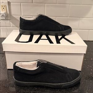 OAK women’s Black Casual Sneakers